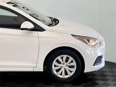 Used 2021 Hyundai Accent SE image 9