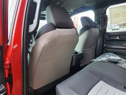 New 2025 Toyota Tacoma TRD Off-Road image 9