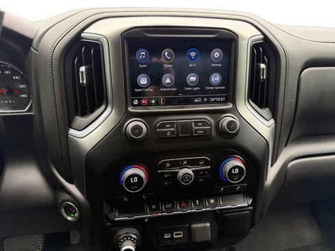 Used 2022 Chevrolet Silverado 1500 LT AWD/4WD image 11