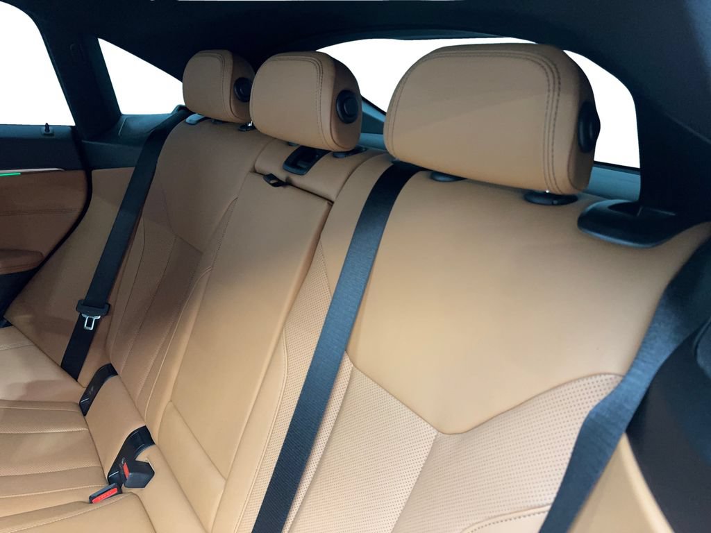Used 2025 BMW i4 eDrive40 w/ Premium Package RWD image 36