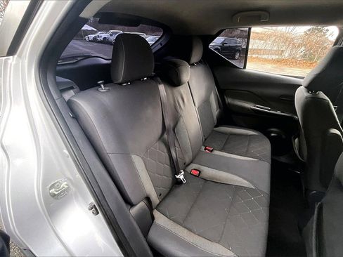 Used 2019 Nissan Kicks S image 23