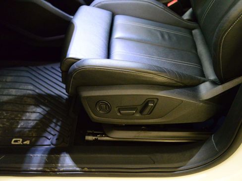 Certified 2023 Audi Q4 e-tron Premium Plus w/ Premium Plus image 25