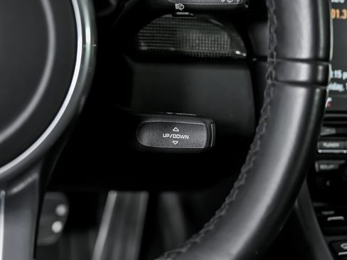 Used 2014 Porsche 911 Turbo image 31