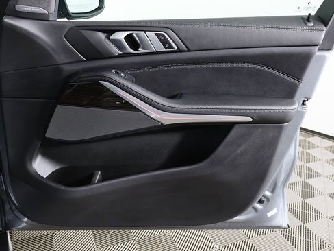 Used 2024 BMW X5 xDrive40i image 25