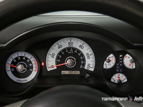 Used 2008 Toyota FJ Cruiser 4WD image 5