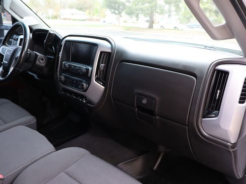 Used 2019 GMC Sierra 2500 SLE w/ Suspension Package, Off-Road AWD/4WD image 17