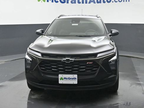 New 2026 Chevrolet Trax RS w/ Driver Confidence Package FWD image 5