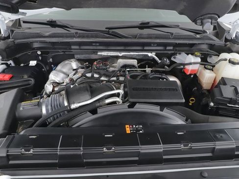 Used 2024 GMC Sierra 3500 SLE w/ SLE Convenience Package image 15