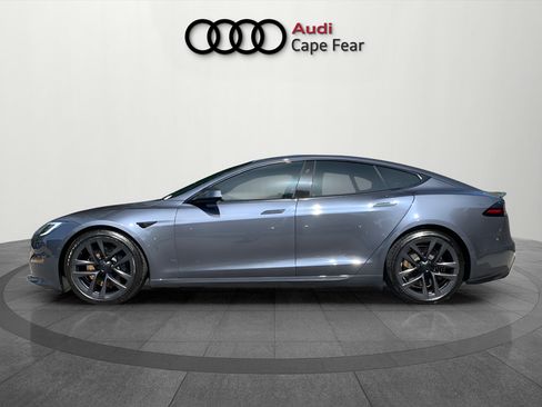 Used 2023 Tesla Model S Plaid AWD/4WD image 2