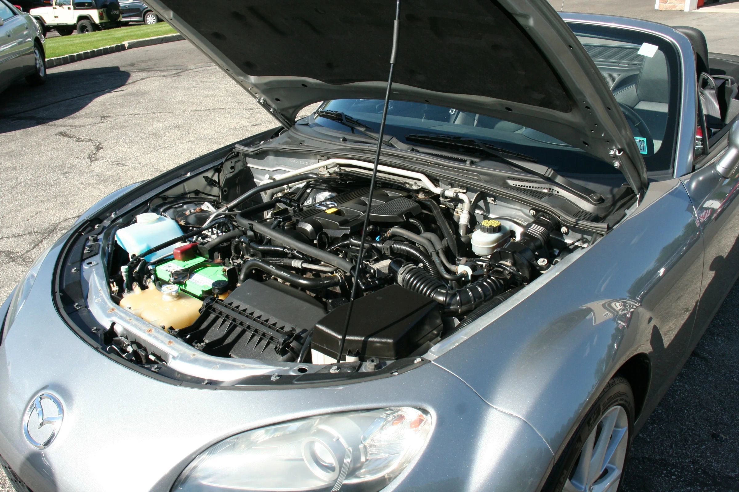 Used 2012 MAZDA MX-5 Miata Grand Touring w/ Premium Pkg RWD image 30