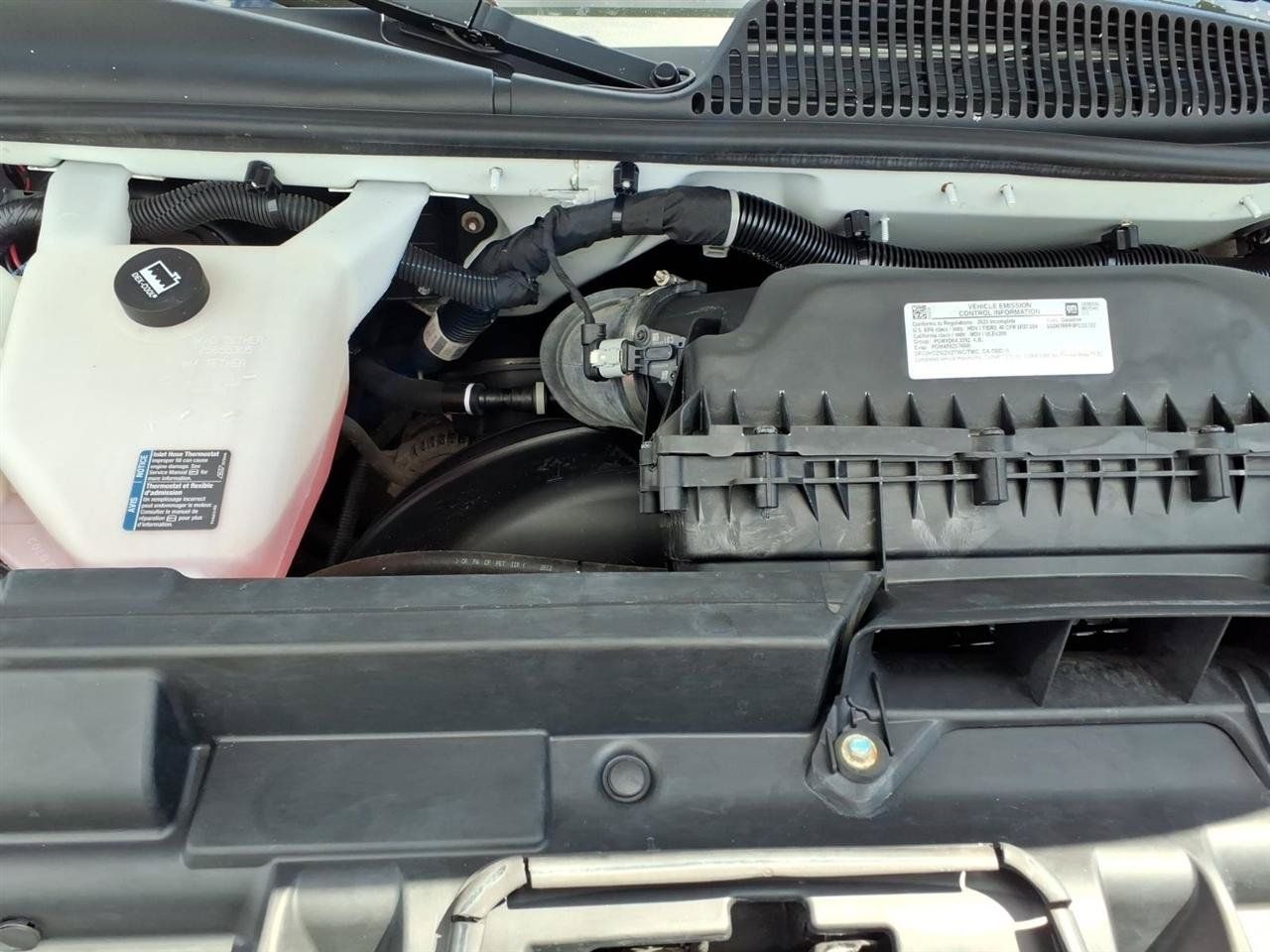 Used 2023 GMC Savana 3500 w/ Power Convenience Package RWD image 9