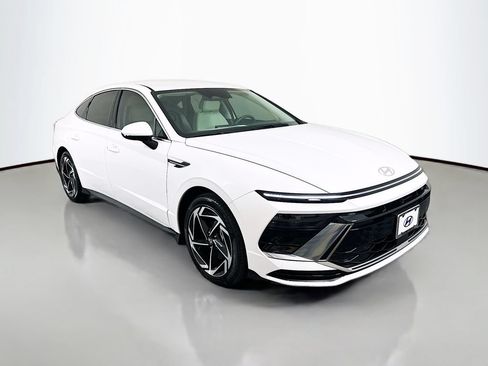 New 2026 Hyundai Sonata SEL FWD image 3