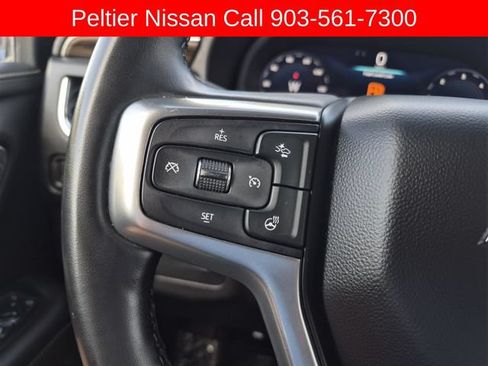 Used 2024 Chevrolet Suburban Premier RWD image 34