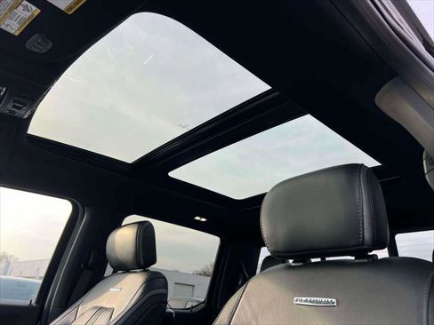 Used 2019 Ford F350 Platinum w/ Platinum Ultimate Package image 18