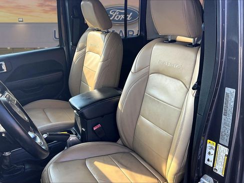 Used 2018 Jeep Wrangler Unlimited Sahara AWD/4WD image 22