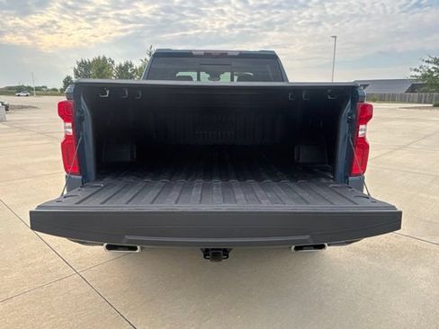 Used 2024 Chevrolet Silverado 1500 High Country w/ High Country Premium Package AWD/4WD image 32