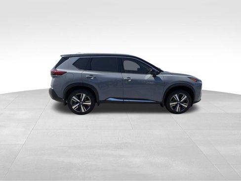 Used 2021 Nissan Rogue SL w/ Premium Package FWD image 9