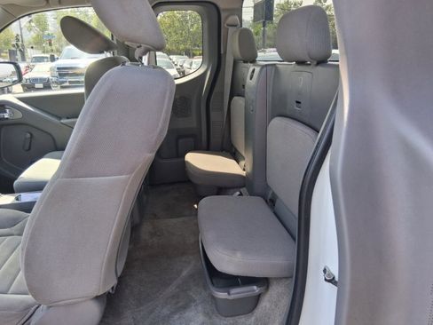 Used 2018 Nissan Frontier S image 14