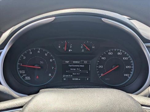 Used 2020 Chevrolet Malibu LS FWD image 10