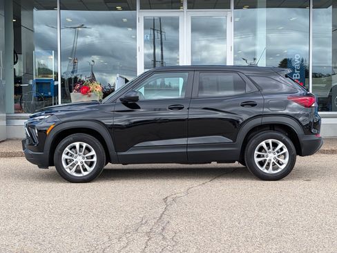 Certified 2025 Chevrolet TrailBlazer LS w/ LS Convenience Package AWD/4WD image 5