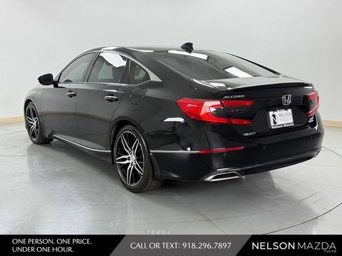 Used 2022 Honda Accord Touring image 8