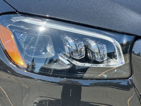 Certified 2024 Mercedes-Benz GLS 450 4MATIC image 11