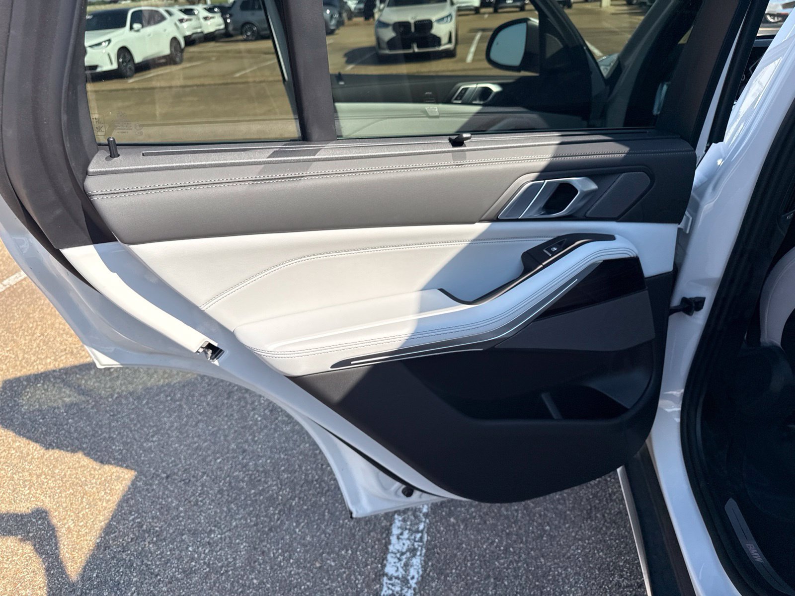 Certified 2025 BMW X5 xDrive40i w/ Executive Package AWD/4WD image 10