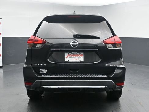 Used 2018 Nissan Rogue SV AWD/4WD image 7