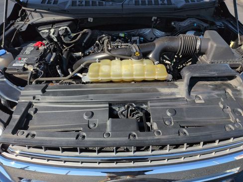 Used 2019 Ford F150 XLT w/ Equipment Group 302A Luxury AWD/4WD image 22