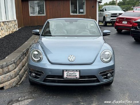 Used 2019 Volkswagen Beetle 2.0T Final Edition SEL FWD image 18