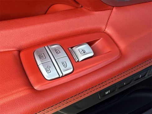 Used 2019 BMW ALPINA B7 xDrive w/ Luxury Rear Seating Package image 13