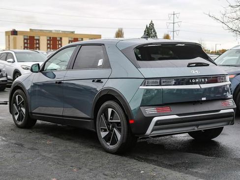 New 2026 Hyundai Ioniq 5 SE image 7