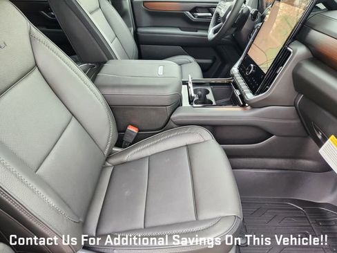 New 2026 GMC Yukon XL Denali w/ Sun & Power Step Package image 10