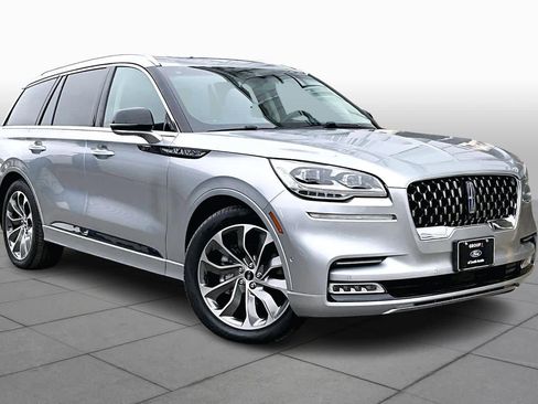 Used 2021 Lincoln Aviator Grand Touring w/ Equipment Group 302A image 2