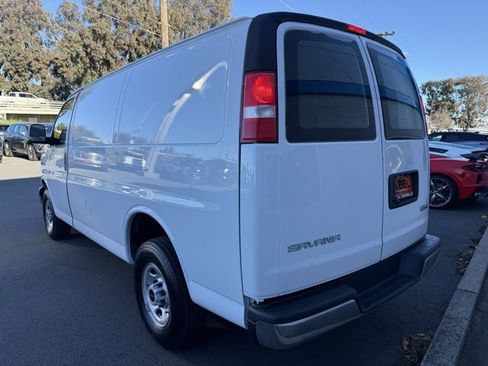 Used 2024 GMC Savana 2500 w/ Driver Convenience Package image 6