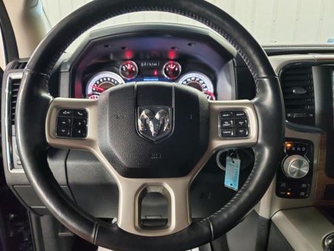 Used 2017 RAM 1500 Laramie AWD/4WD image 18