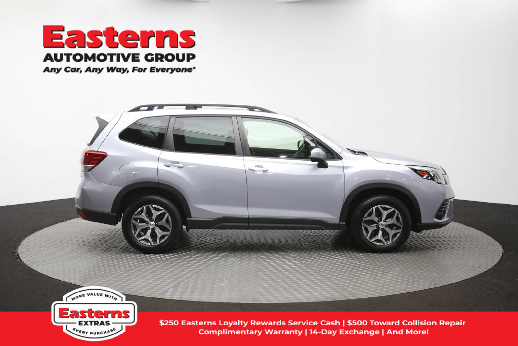 Used 2022 Subaru Forester Premium AWD/4WD image 49