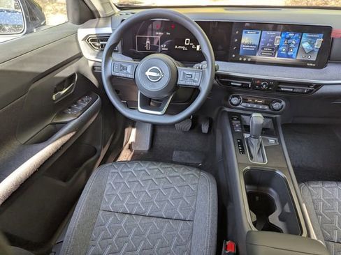 New 2026 Nissan Kicks SV image 12