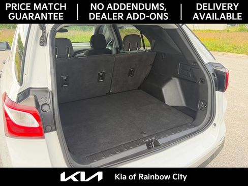 Used 2019 Chevrolet Equinox LT FWD image 10