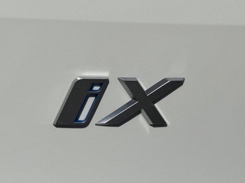 Used 2025 BMW iX xDrive50 image 13