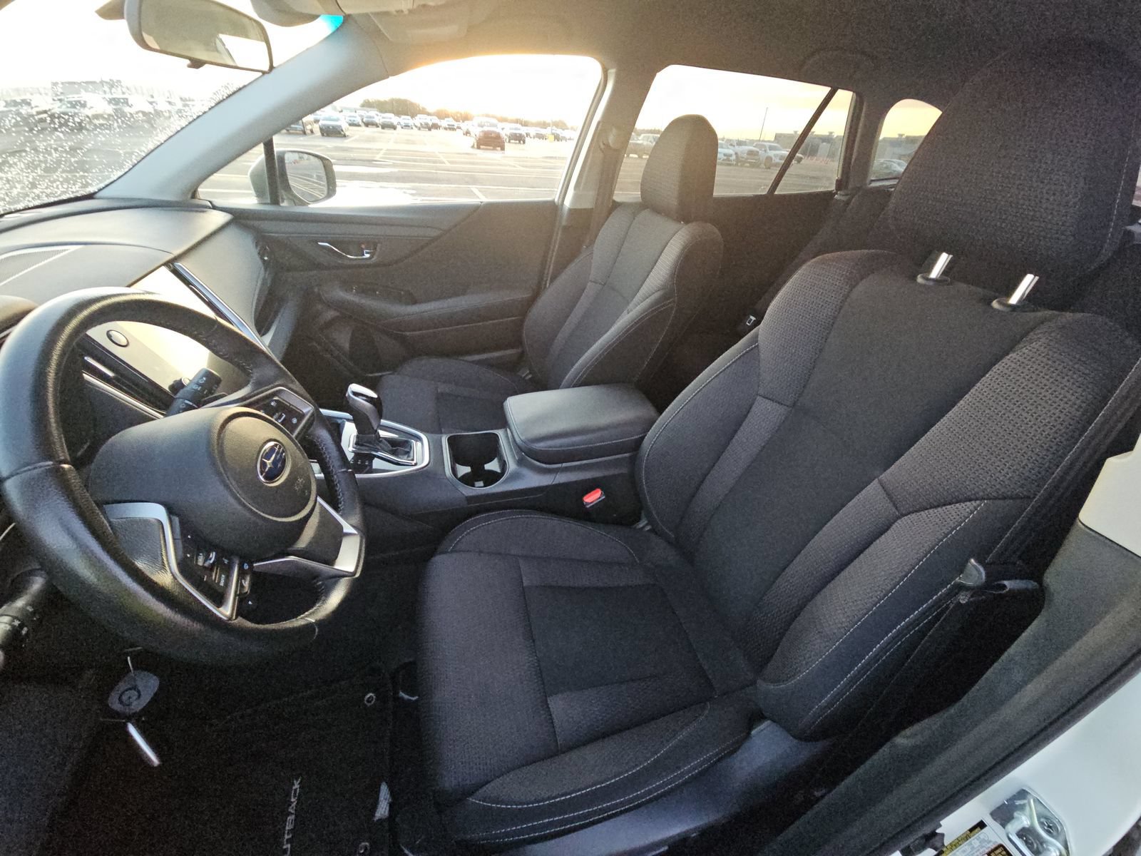 Used 2022 Subaru Outback Premium AWD/4WD image 5