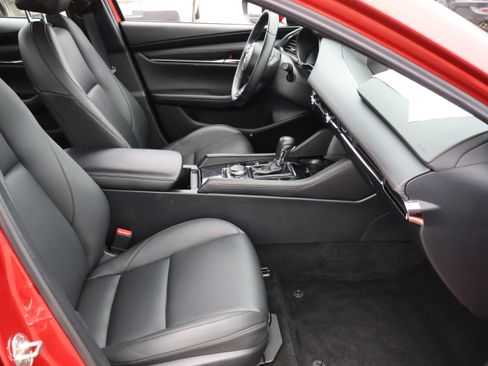Used 2025 MAZDA MAZDA3 s FWD image 8