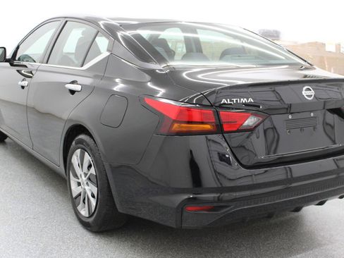 Used 2022 Nissan Altima 2.5 S image 6