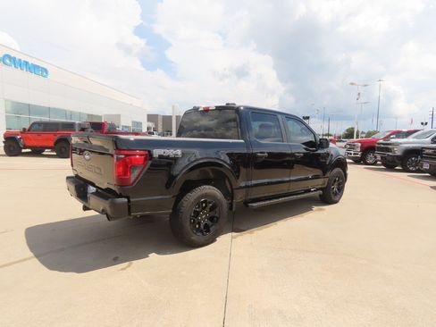 Used 2025 Ford F150 STX w/ Equipment Group 201A FX4 AWD/4WD image 11
