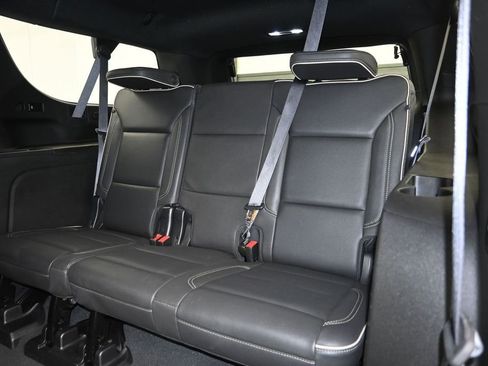 Certified 2023 Chevrolet Suburban Premier RWD image 24