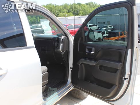 Used 2015 Chevrolet Silverado 1500 LT w/ All Star Edition AWD/4WD image 27