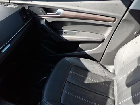 Used 2021 Audi Q5 2.0T Premium Plus w/ Premium Plus Package image 26