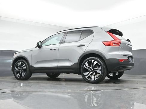 Used 2024 Volvo XC40 B5 Plus w/ Climate Package AWD/4WD image 41