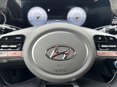 Certified 2023 Hyundai Elantra SEL w/ Convenience Package image 25