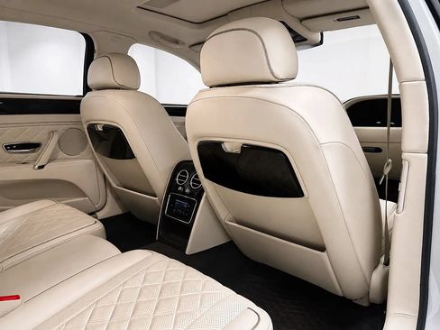 Used 2017 Bentley Flying Spur S V8 AWD/4WD image 20
